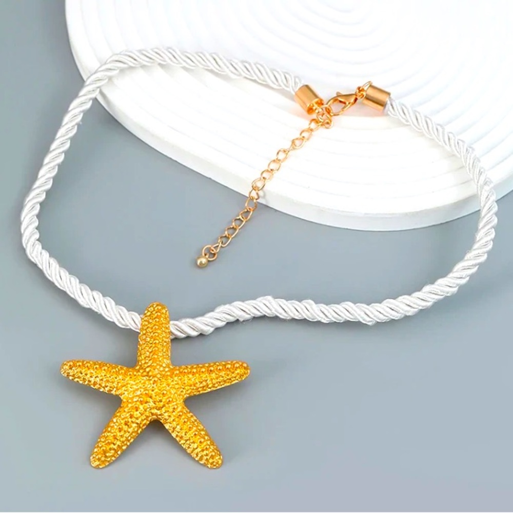 🌟 Big Starfish Star Pendant Choker Rope Necklace - Picture 2 of 4